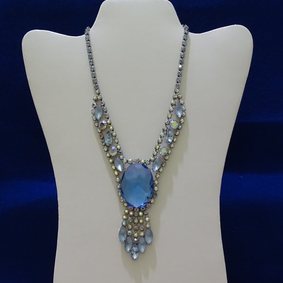 LARGE BLUE MADALION NECKLACE - Picture 2 of 5